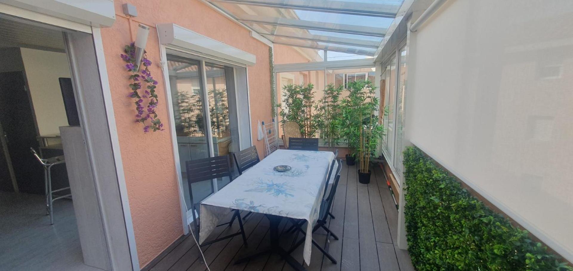 Appartamento Joli Et Spacieux Avec Garage Au Bord De *